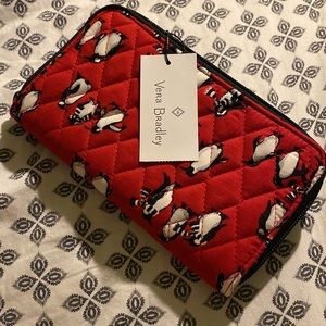Vera Bradley NWT Penguin Wallet